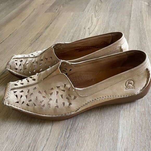GABOR WOMEN'S ULTRA FLEX PERFORATED LEATHER DRIVING LOAFER TAN SZ 8 1/2! - Picture 1 of 9